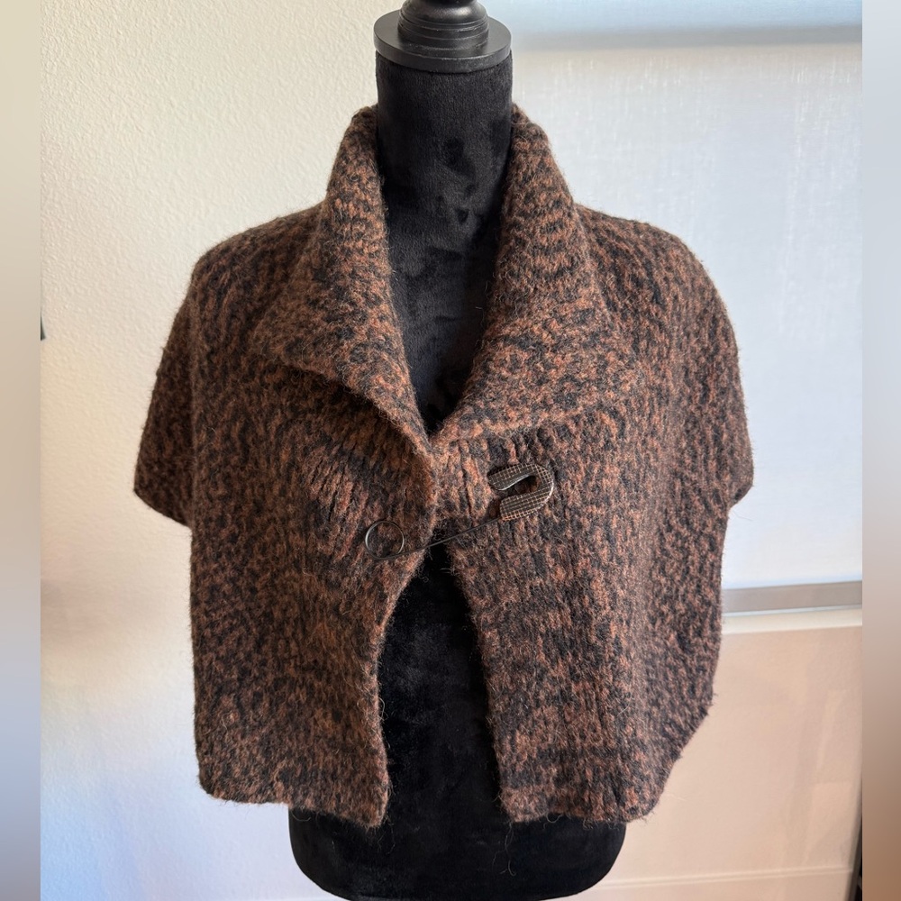 Crea Concept Wool Blend Cropped Cape Sweater – Size 38 (US Medium)